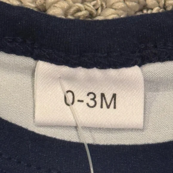 NWT- Bundle of baby outfits! Fun prints! - Picture 6 of 6